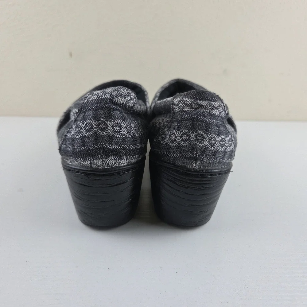 Born B.O.C. Gray/Black Slip On Fabric Clogs Heels Mules Women's Size 8 M